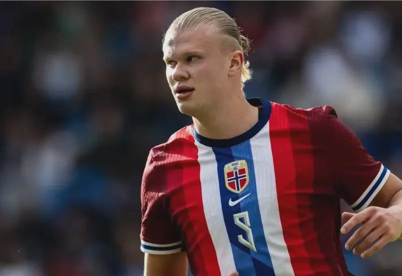 阿森纳3-1完胜拜仁，五档次差距尽显，欧冠小组赛掀翻对手（欧冠小组赛：阿森纳3-1击溃拜仁，实力鸿沟一览无遗）