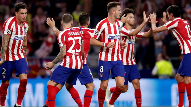 哈登快船生涯助攻来到1466次，升至队史第六位（哈登快船生涯助攻累计1466次，排名队史第六）