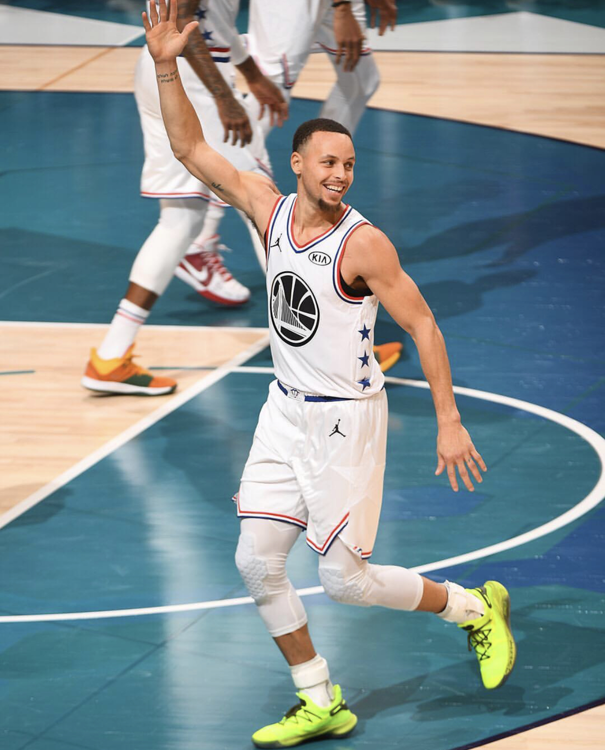 特瓦斯：有人指责我反皇马让我很受伤，我是最坚定的皇马球迷（特瓦斯：遭指责反皇马令我倍感受伤，我是皇马的铁杆球迷）