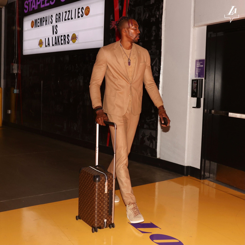 官方：德甲、德乙球场内的记分牌和屏幕将显示实际补时时间（官方宣布：德甲德乙赛场记分牌与大屏将同步显示实际补时时长）