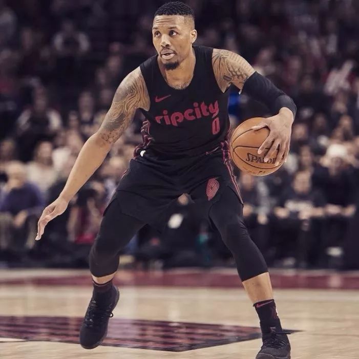 这双战靴采 这双战靴采